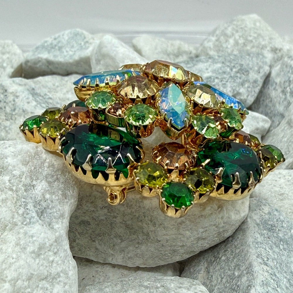 Vintage Juliana Style Green AB Rhinestone Dome Brooch Statement Piece D&E Look - Picture 13 of 17